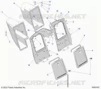 CARROCERÍA POSTERIOR STORAGE COMPARTMENTS