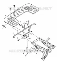 El montaje en bastidor trasero XPLORER 300 W98CC28C (4945264526A008)